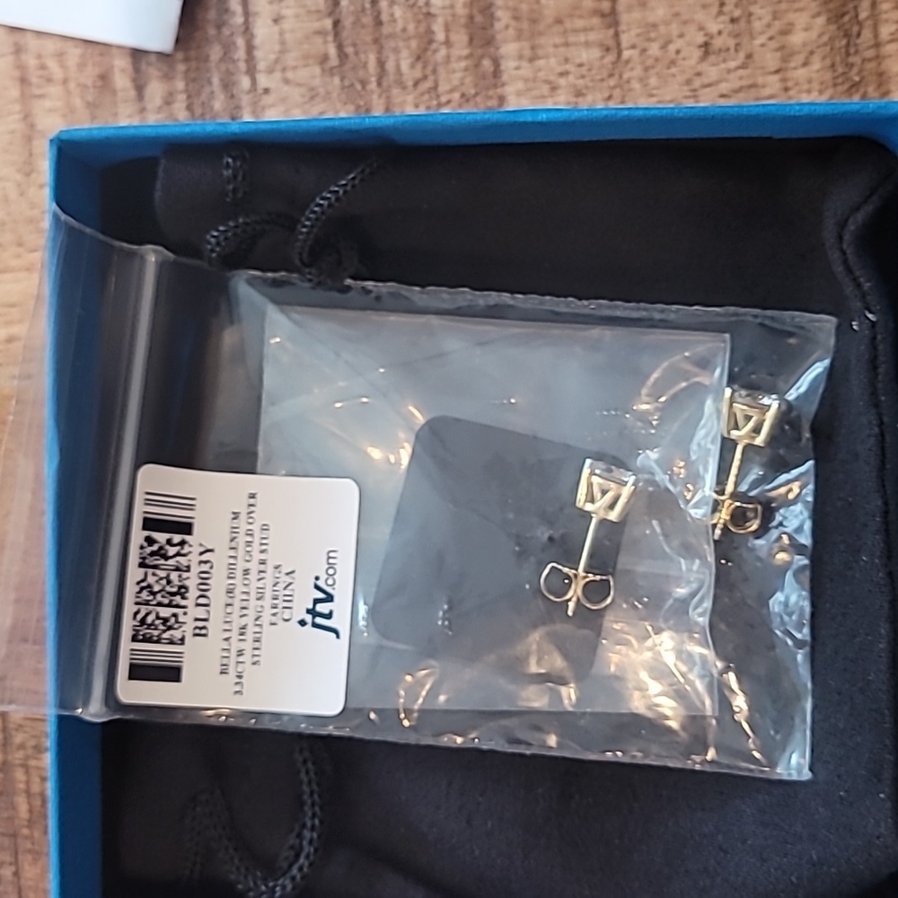 Womens earrings